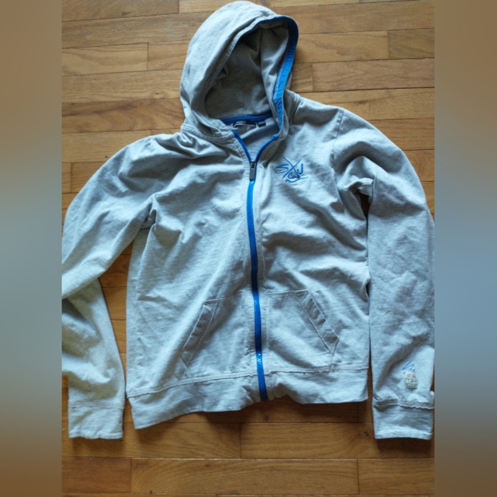 Boys long sleeve with hoodie